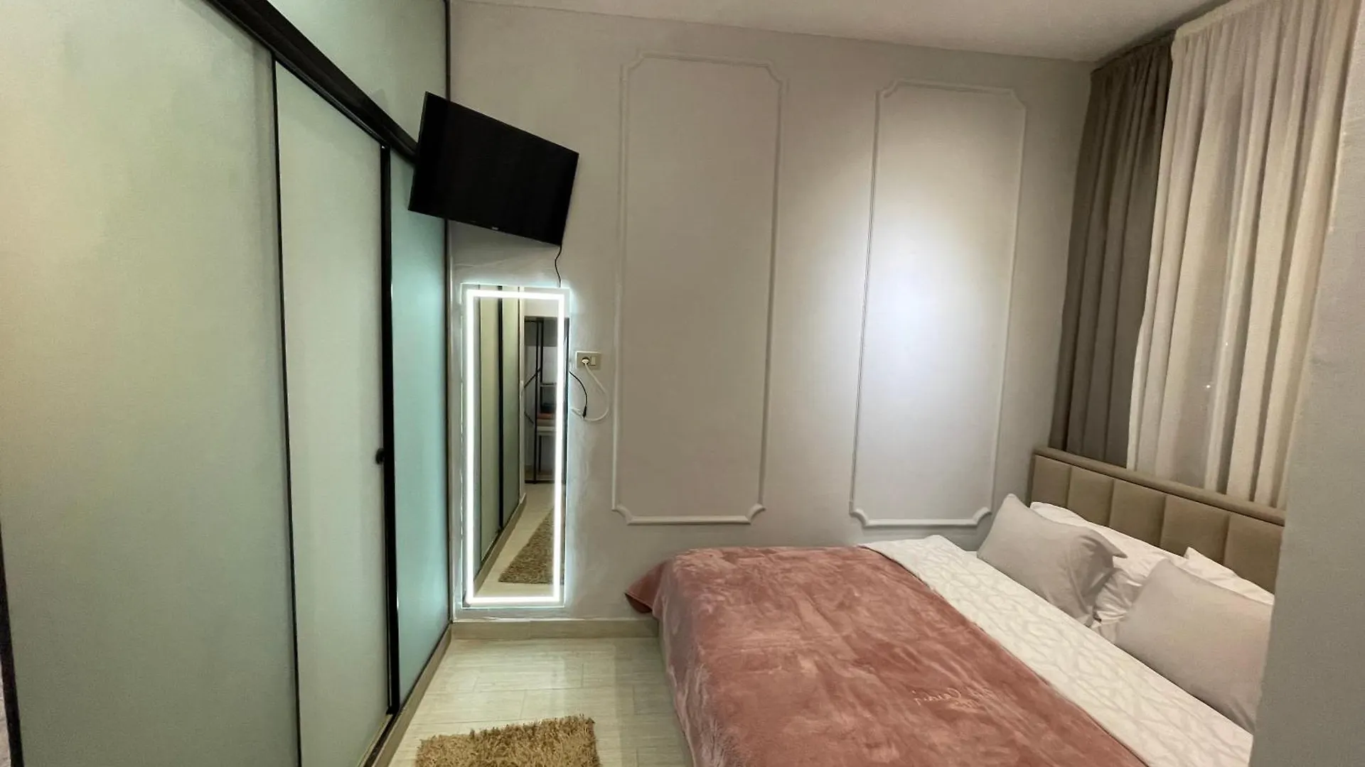 Apartment Blloku Tirana Studio