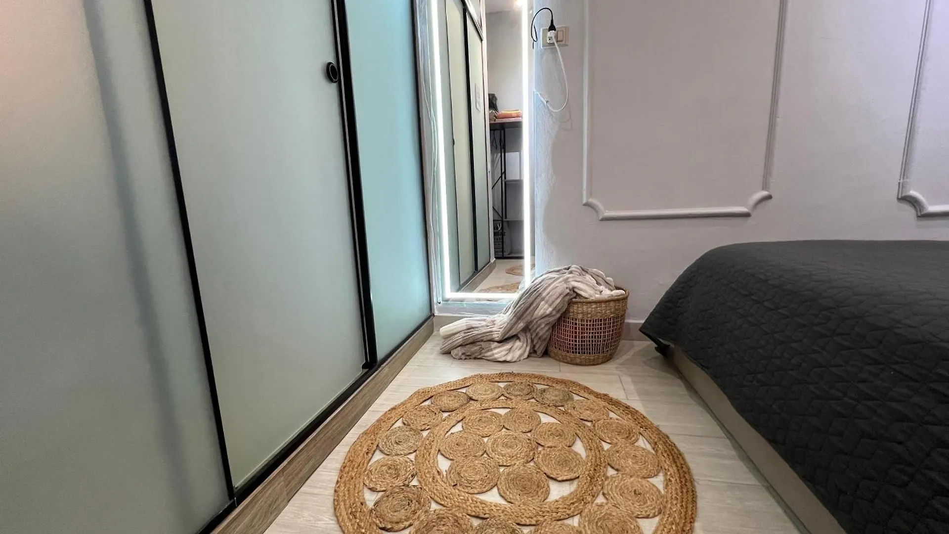 Blloku Tirana Studio Apartment